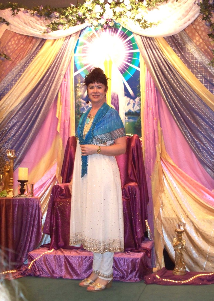 Mahara Brenna MC for RADIANT ROSE ACADEMY - Spring Resurrection Conclave Vancouver BC 2011 crc800x1125