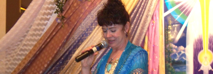 Mahara Brenna MC for Radiant Rose Conclave Vancouver BC 2011 crc900x315